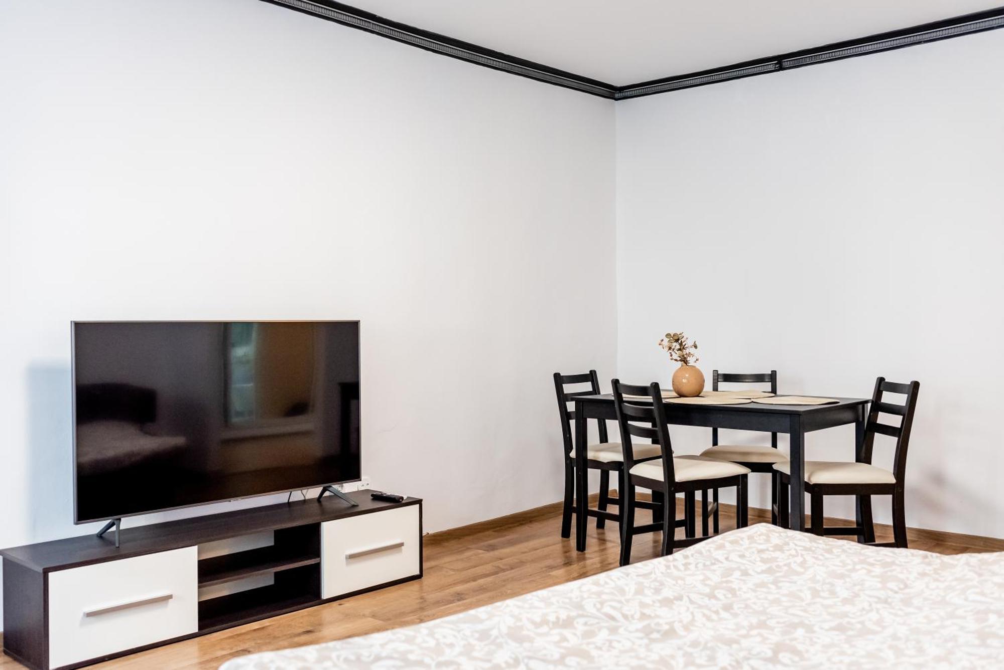 Lady-S Apartment Cluj Napoca Bagian luar foto